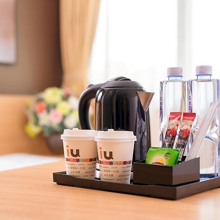 Iu Hotel Shenyang Railway Station Sk Transfer Center Buitenkant foto