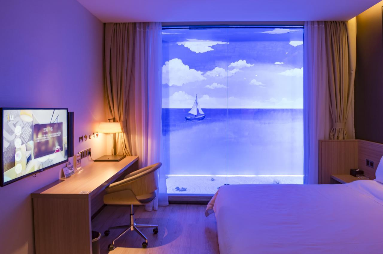 Iu Hotel Shenyang Railway Station Sk Transfer Center Buitenkant foto